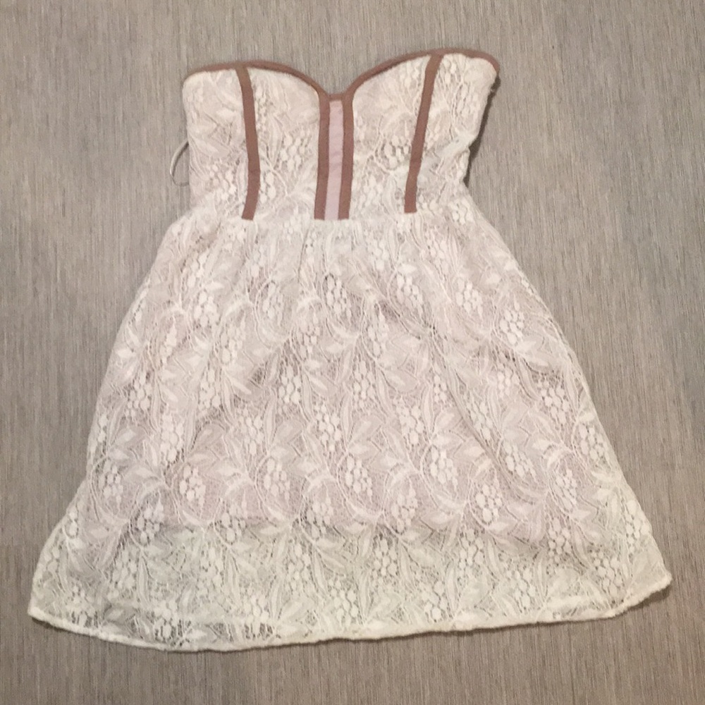 Strapless dress